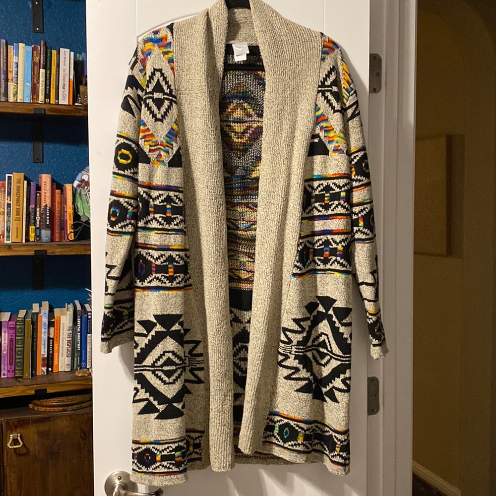 Gorgeous long sweater!